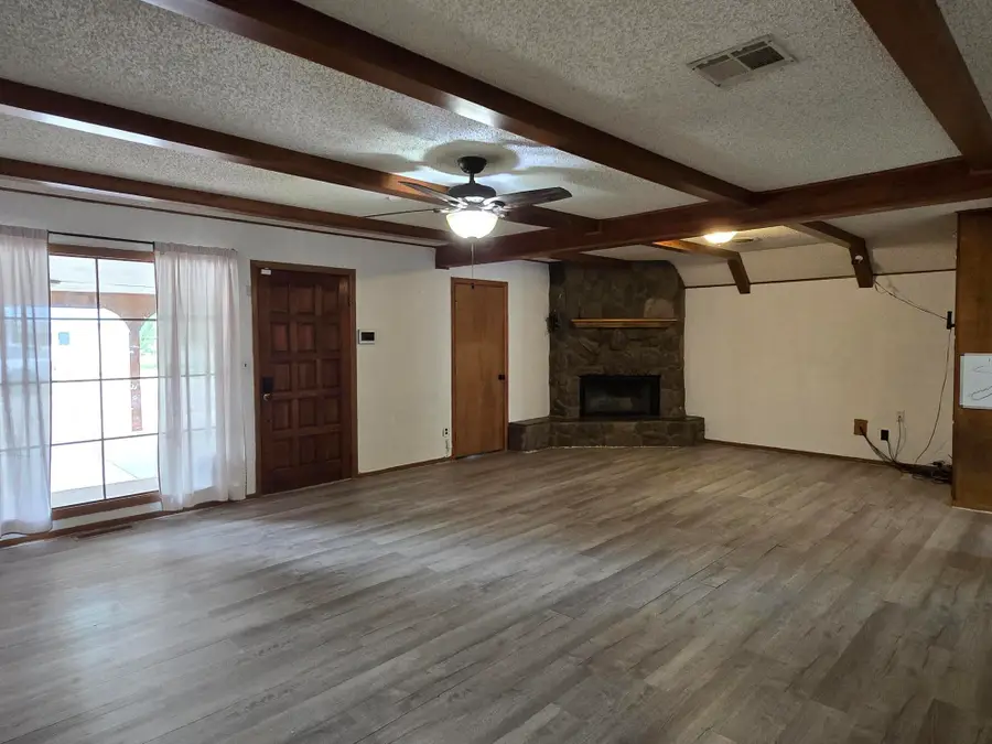 506 N 19th Street, Lamesa, TX 79331 - #3