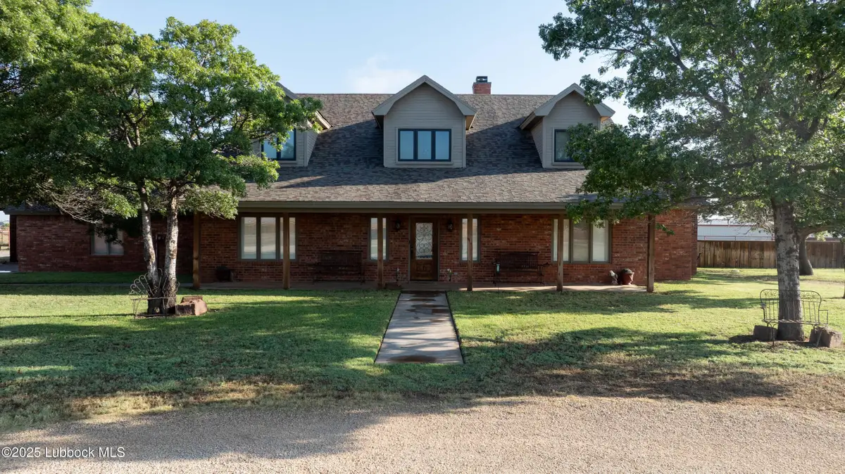 7910 County Rd 7700, Wolfforth, TX 79382 - #1