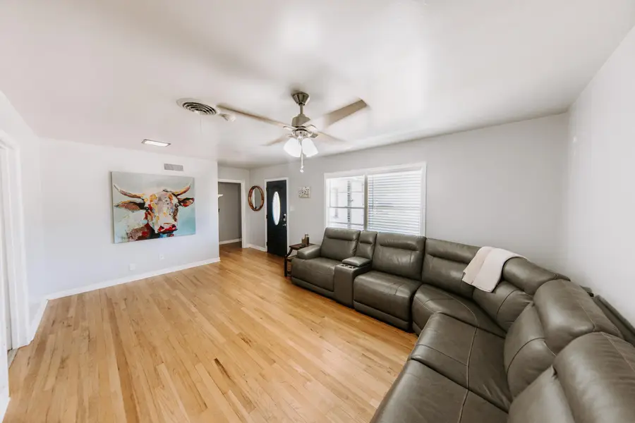 4022 38th Street, Lubbock, TX 79413 - #2