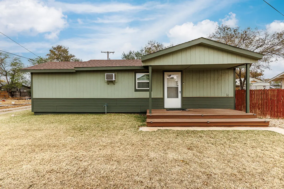 211 Chestnut-rear Street, Idalou, TX 79329 - #1