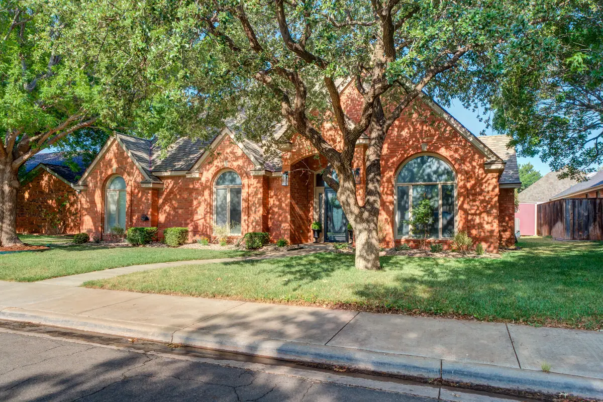 8210 Dover Avenue, Lubbock, TX 79424 - #1