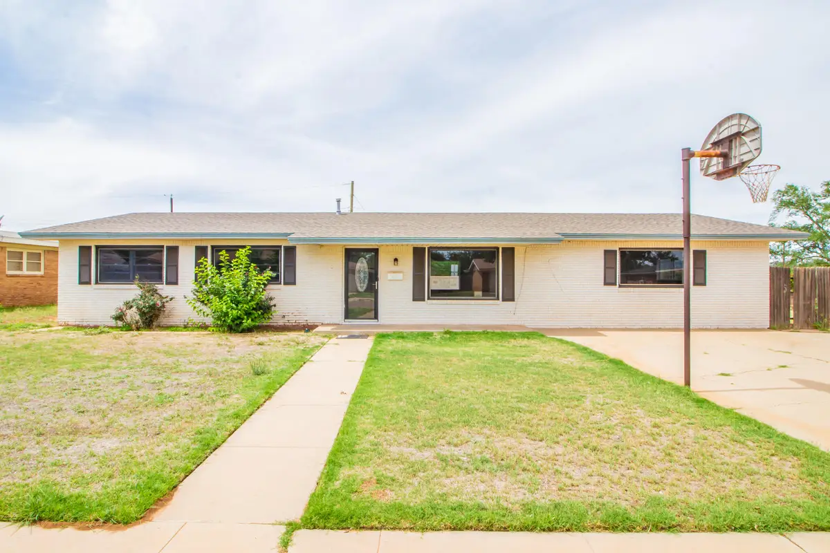 302 N 21st Place, Lamesa, TX 79331 - #1