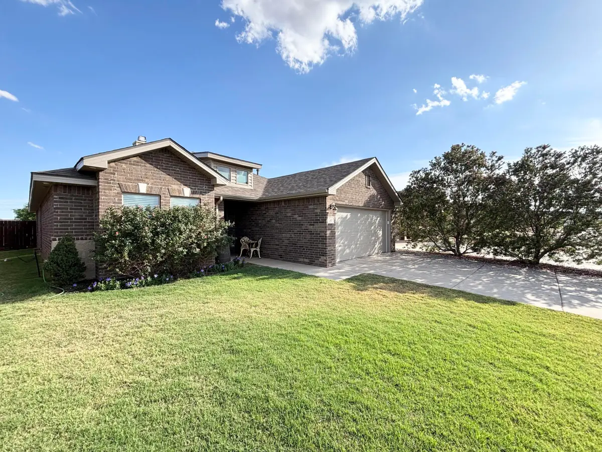 7425 104th Street, Lubbock, TX 79424 - #1