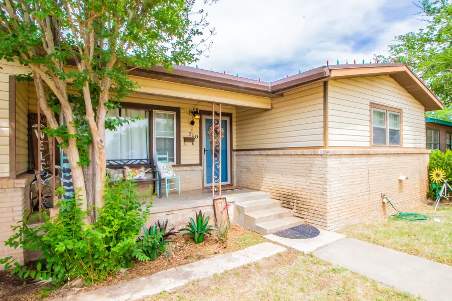 710 W 5th Street, Post, TX 79356 - #2