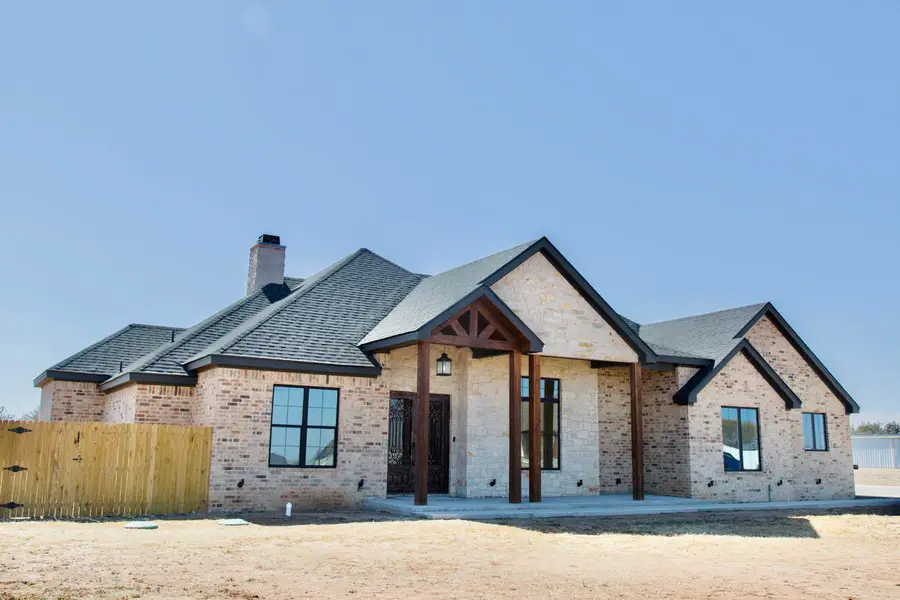7211 W 12th Street, Plainview, TX 79072 - #2