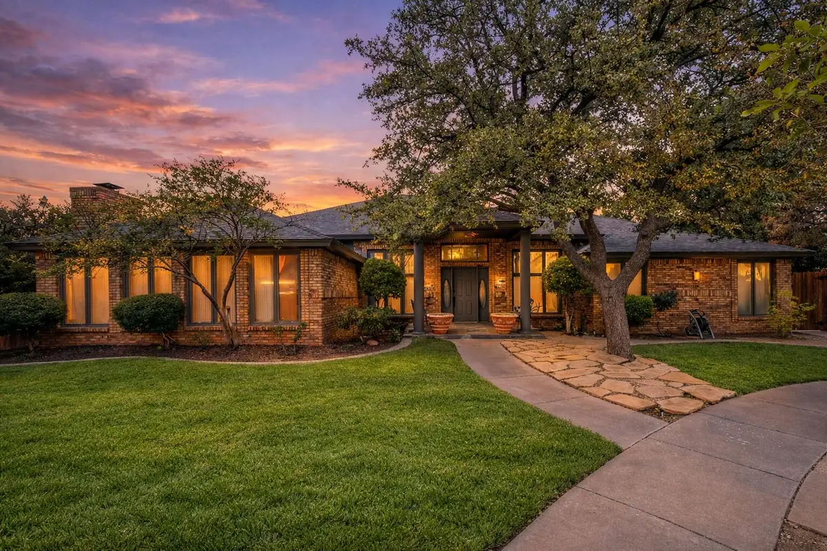 9604 Savannah Avenue, Lubbock, TX 79424 - #1