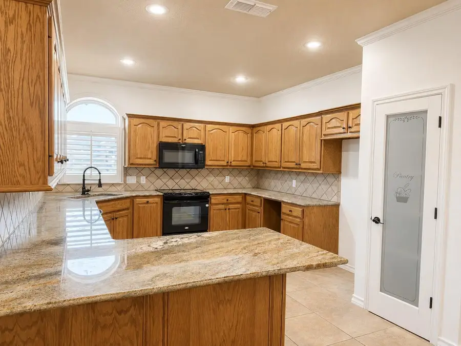 6207 75th Place, Lubbock, TX 79424 - #3
