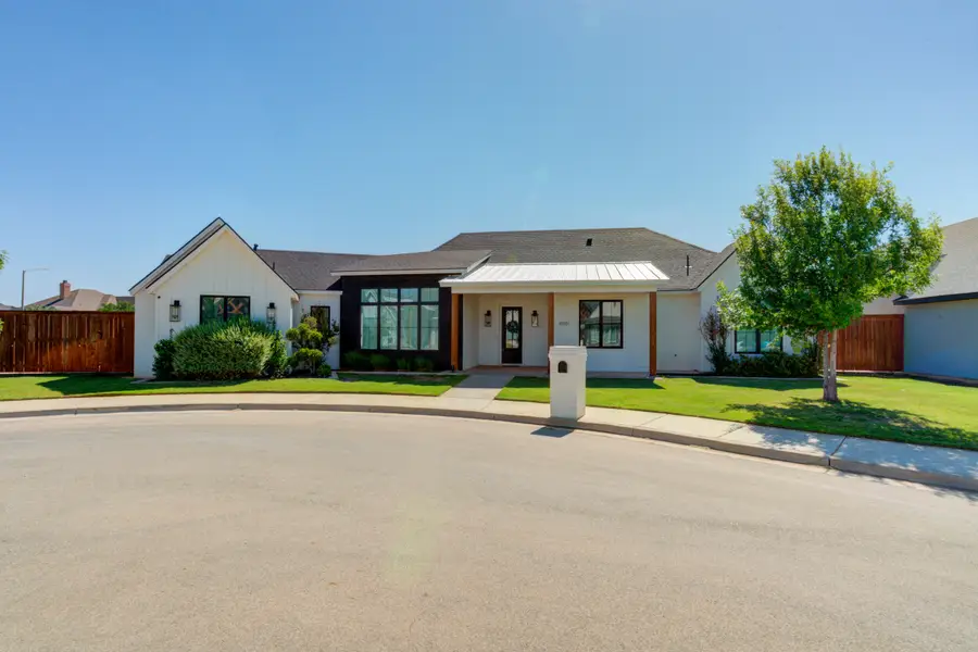 10101 Saratoga Avenue, Lubbock, TX 79424 - #2