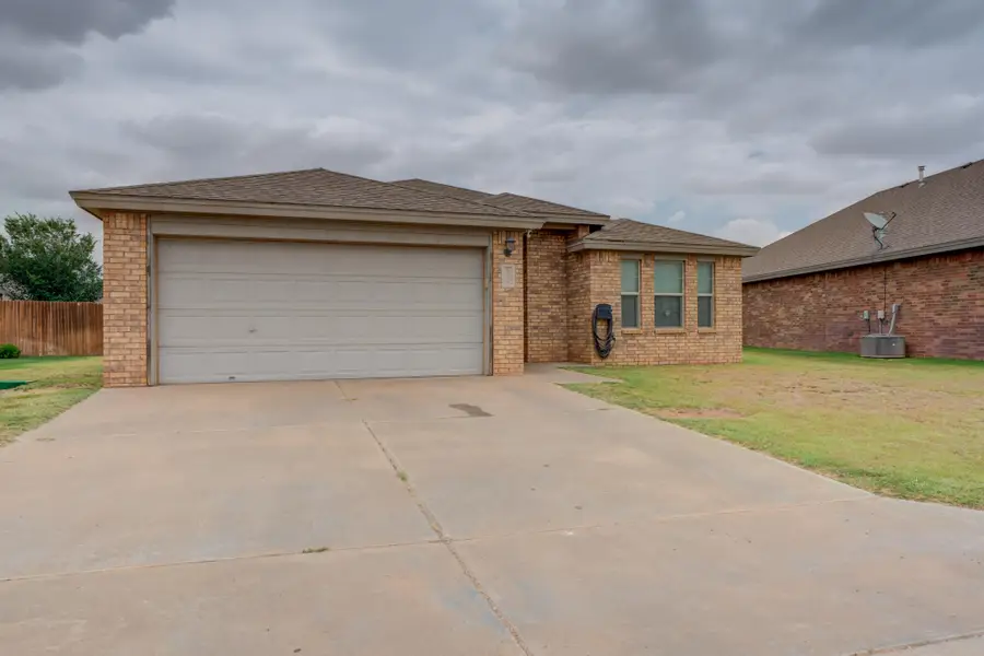 5204 Kemper Street, Lubbock, TX 79416 - #3