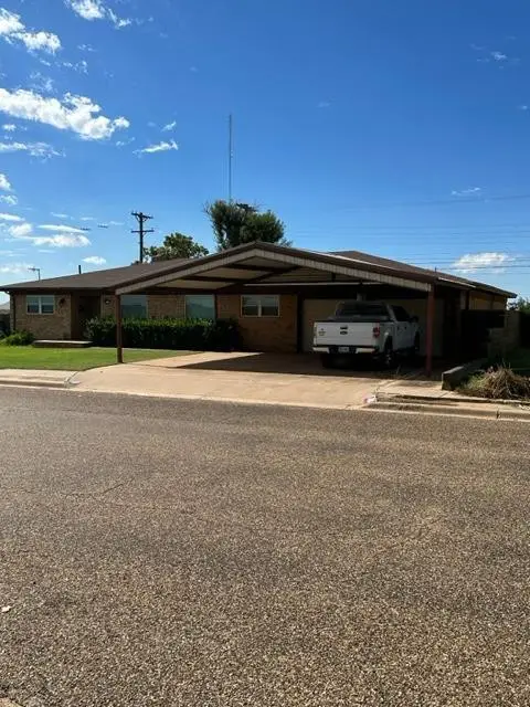 1305 S Pecos Street, Brownfield, TX 79316 - #3