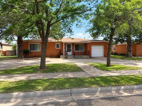 1012 E Oak Street, Brownfield, TX 79316
