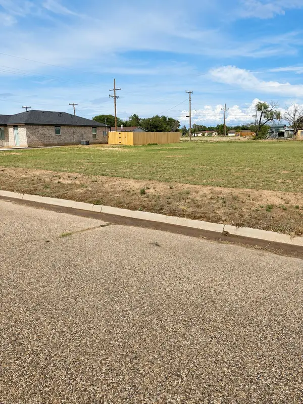 1218 Ave I, Ralls, TX 79357