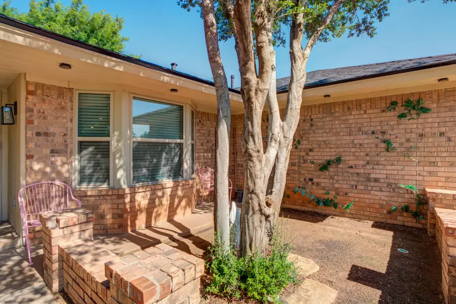 6912 Homestead Avenue, Lubbock, TX 79424 - #3