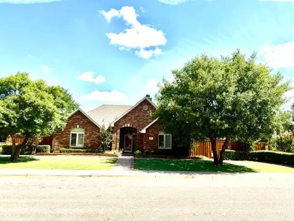 913 W 9th Street, Idalou, TX 79329