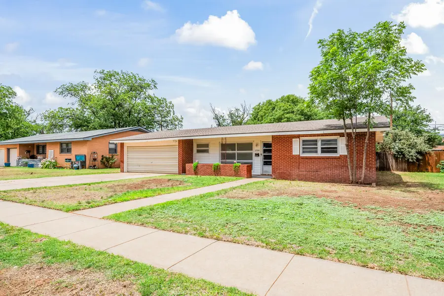 2706 38th Street, Lubbock, TX 79413 - #2