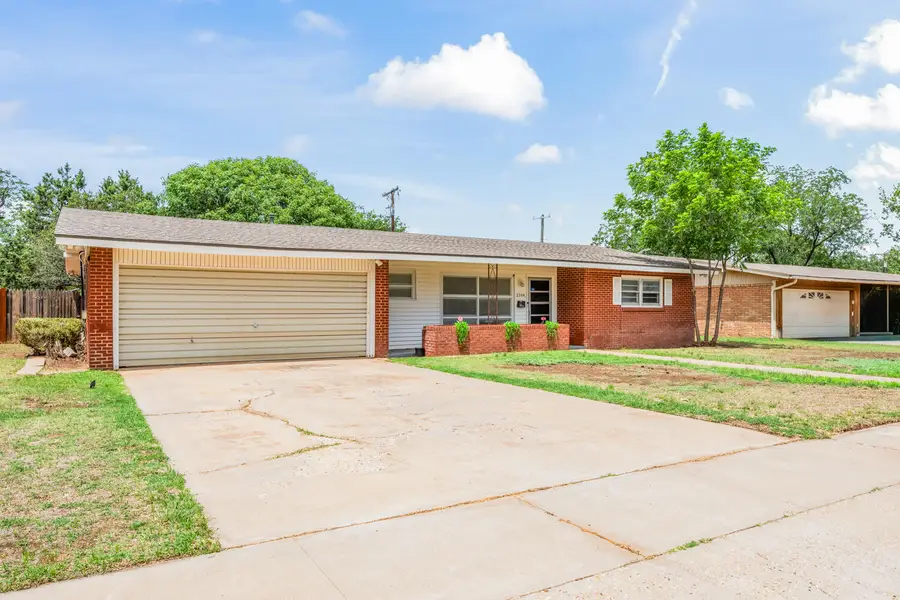 2706 38th Street, Lubbock, TX 79413 - #3