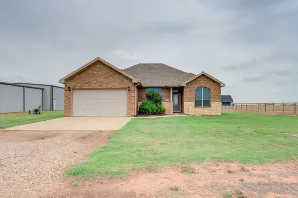 1194 Farm To Market Road 211, Wilson, TX 79381