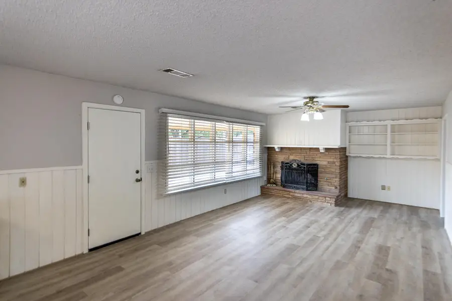 6805 Avenue W, Lubbock, TX 79412 - #3