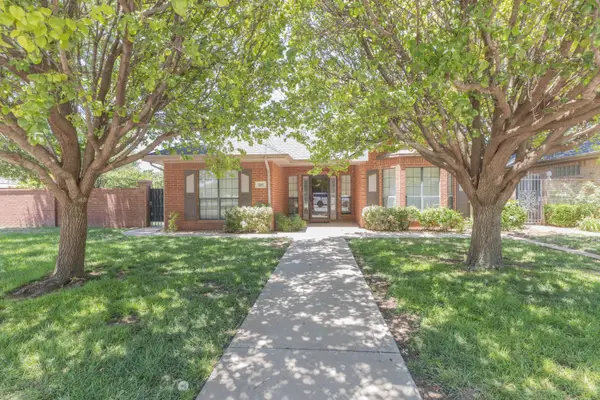 608 S Holliday Drive, Plainview, TX 79072
