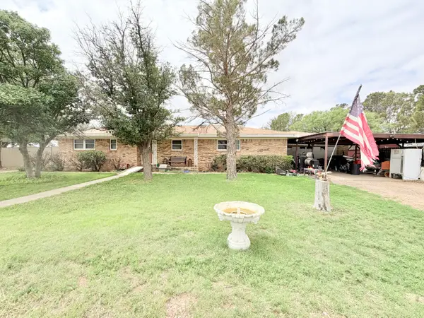 602 N 3rd St Street, Lorenzo, TX 79343