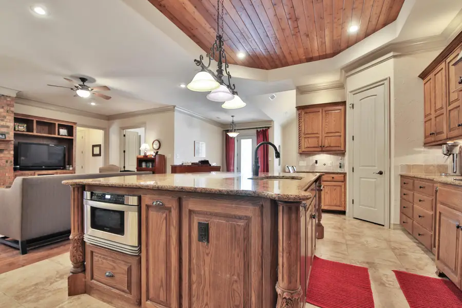 9201 York Place, Lubbock, TX 79424 - #3