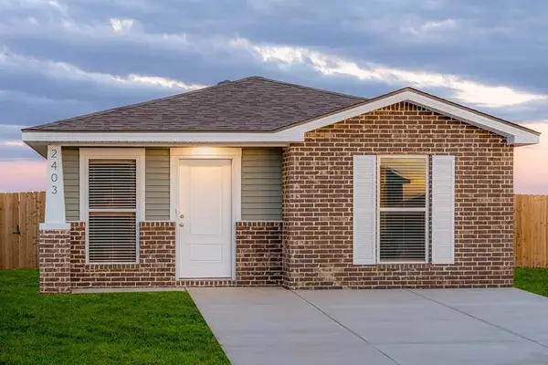 2013 Tractor Avenue, Wolfforth, TX 79382