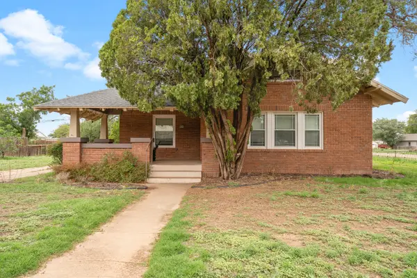 500 W Garza Street, Slaton, TX 79364