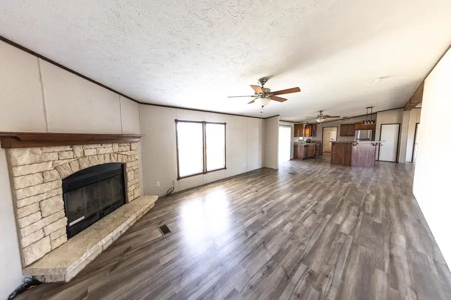 9918 N Chester Avenue, Lubbock, TX 79415 - #2