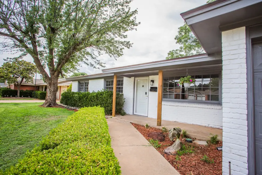 6114 Nashville Avenue, Lubbock, TX 79413 - #2