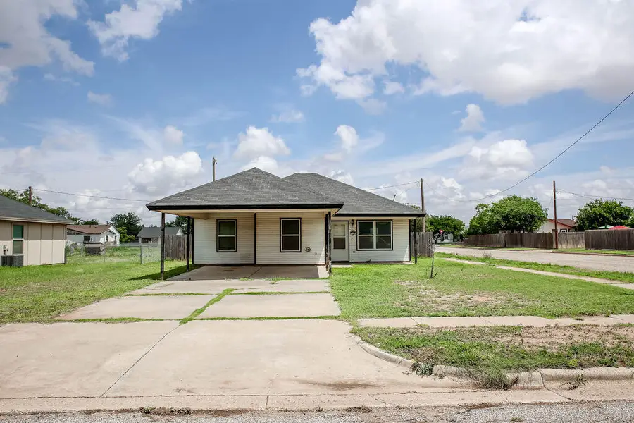 319 E Queens Street, Lubbock, TX 79403 - #3