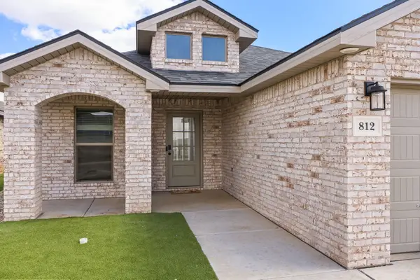 812 E 32nd Street, Wolfforth, TX 79382