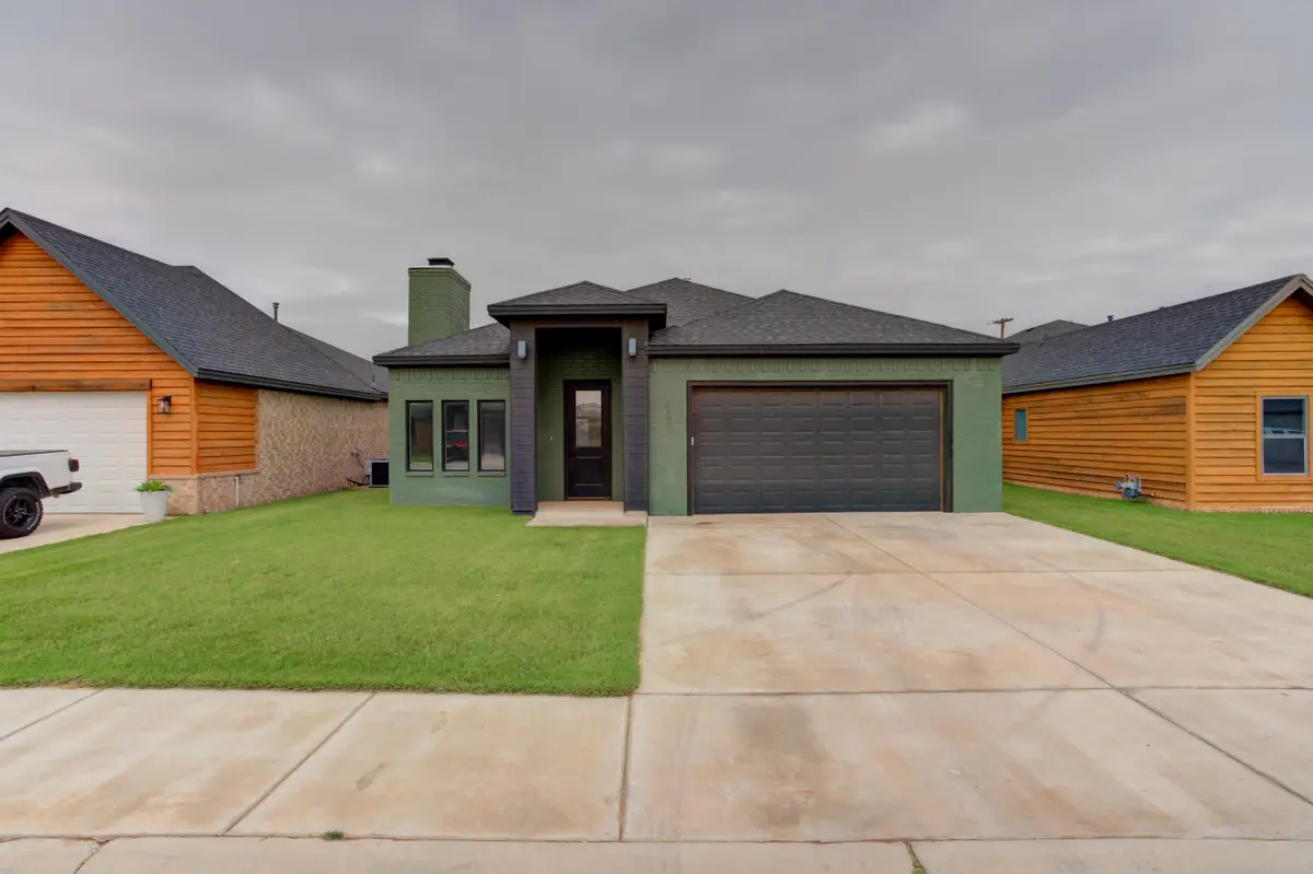 1011 N Grover Avenue, Lubbock, TX 79416 - #1