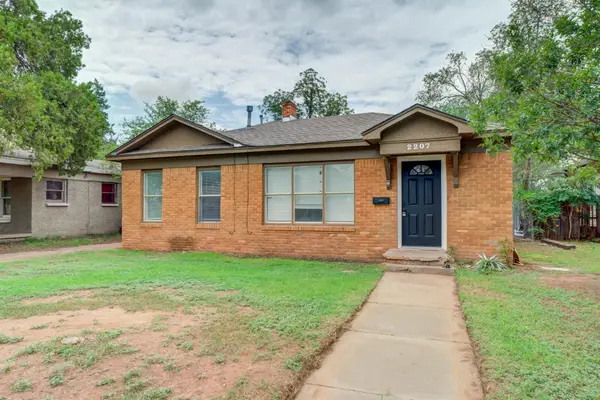2207 20th Street, Lubbock, TX 79411