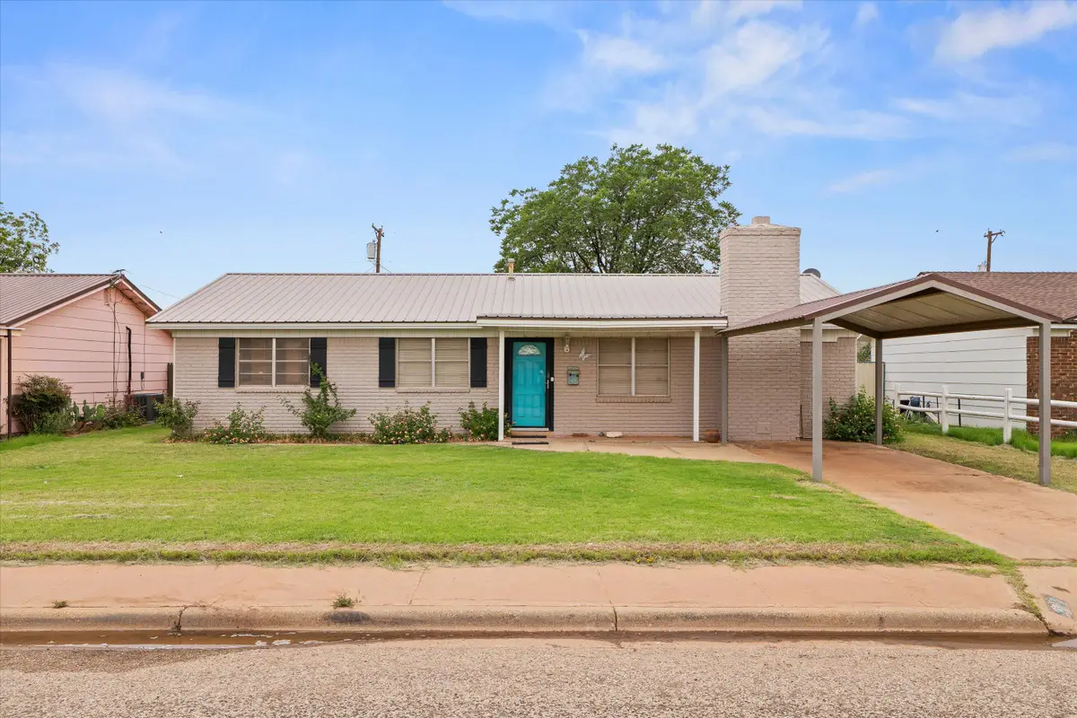 613 N B Street, Brownfield, TX 79316 - #1