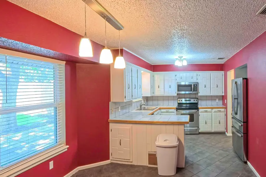5733 37th Street, Lubbock, TX 79407 - #2