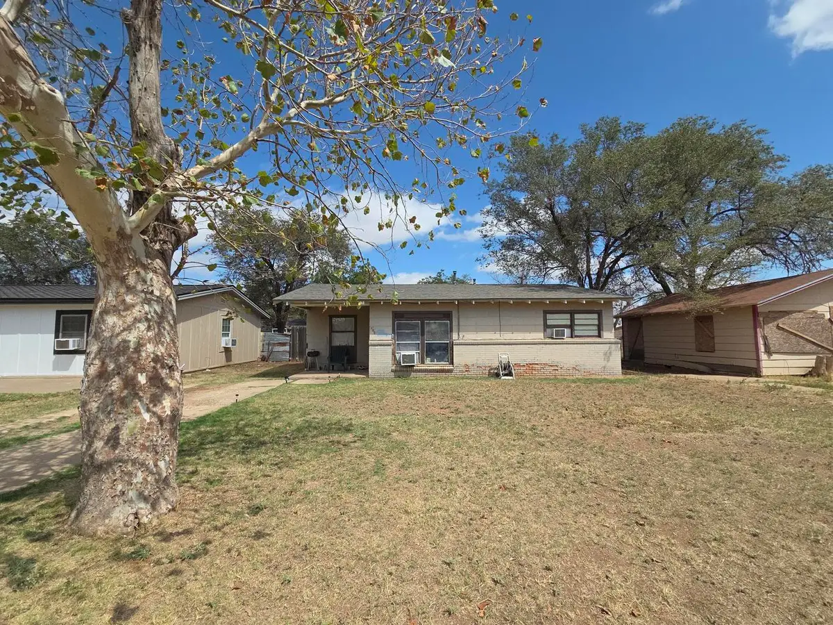 402 39th Street, Lubbock, TX 79404 - #1