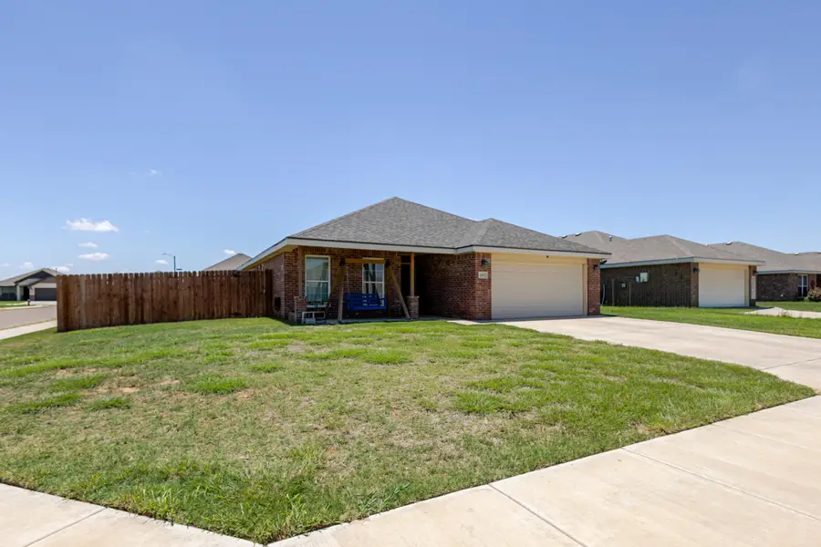 8807 17th Street, Lubbock, TX 79416 - #3