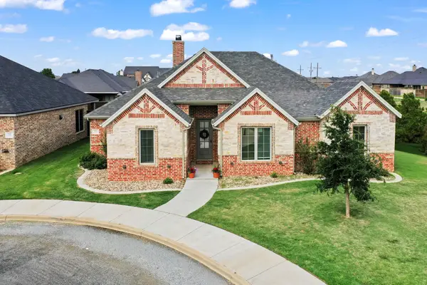 501 Buckingham Avenue, Wolfforth, TX 79382