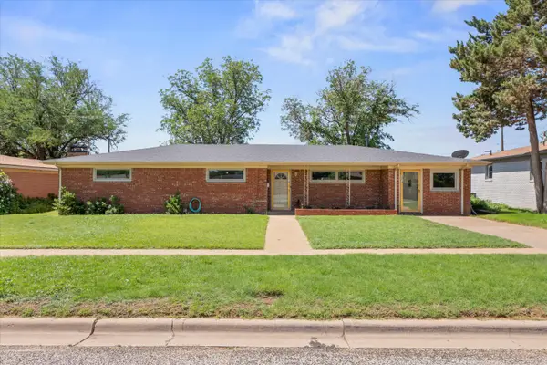 1214 E Buckley Street, Brownfield, TX 79316