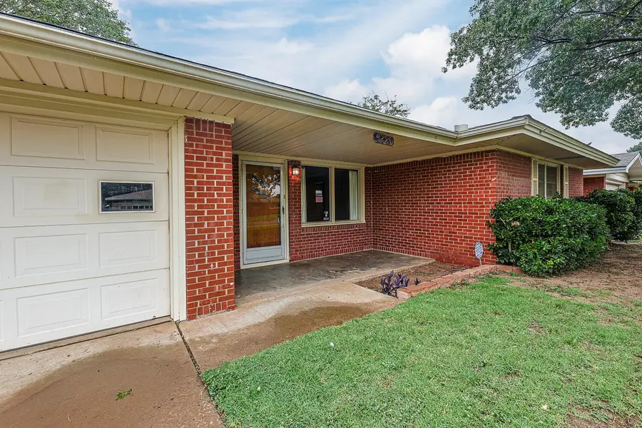 5220 7th Street, Lubbock, TX 79416 - #3