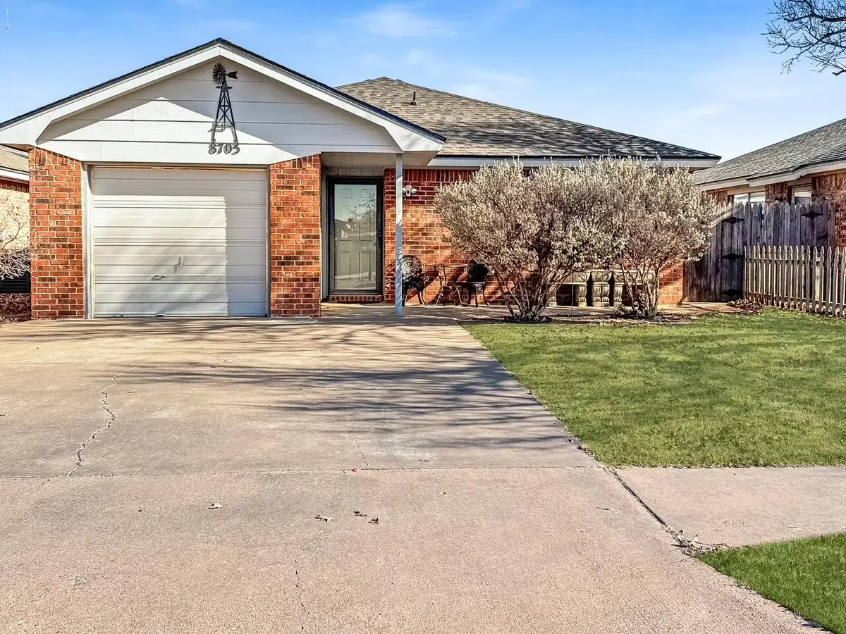 8705 Vernon Avenue, Lubbock, TX 79423 - #1