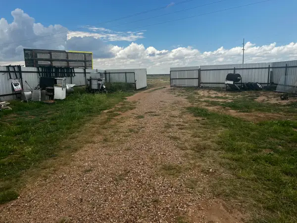 7020 E Hwy 84, Slaton, TX 79364