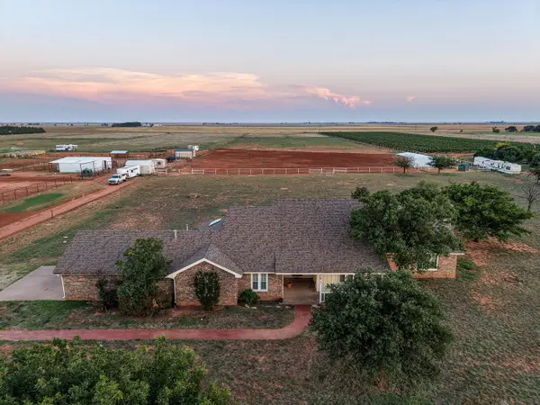 10025 Woodrow Road, Ropesville, TX 79358
