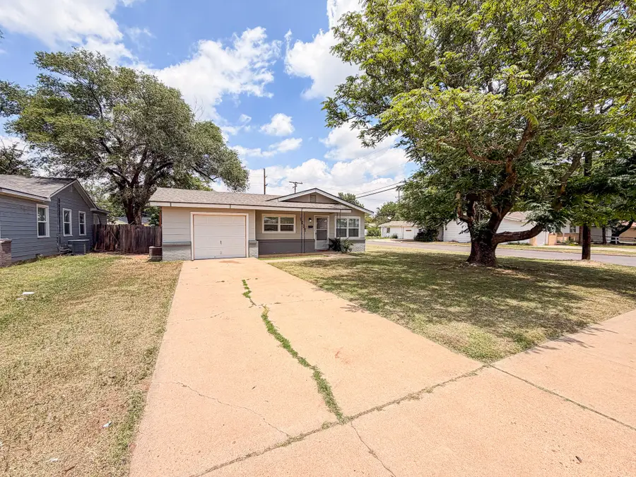 4602 33rd Street, Lubbock, TX 79410 - #3