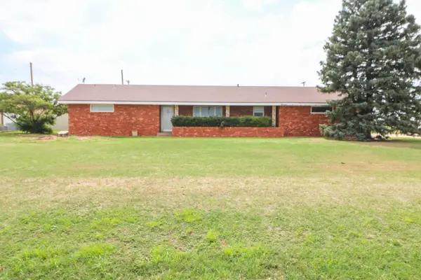 845 Farm To Market Road 1055, Earth, TX 79031