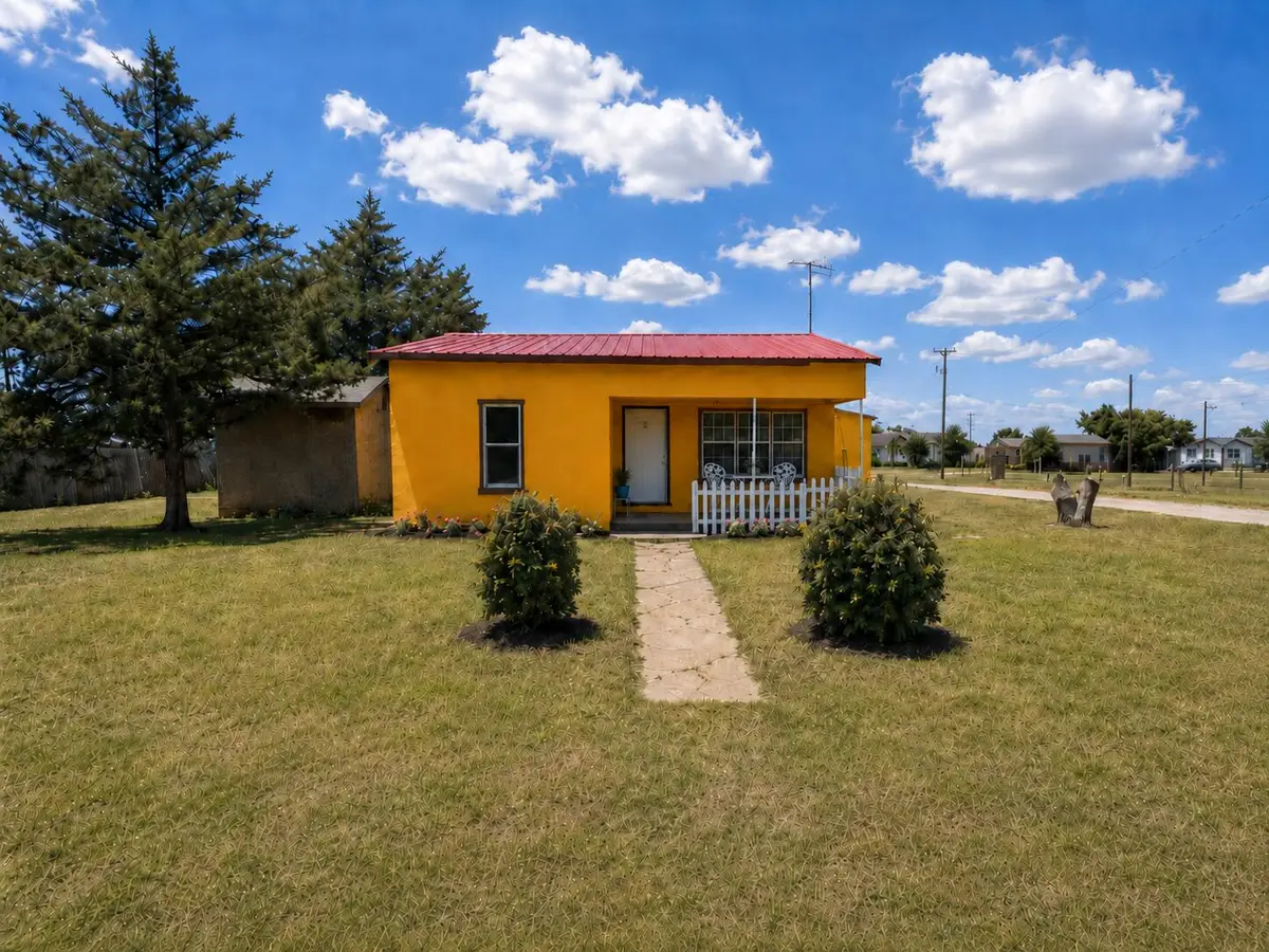 115 Duggan Avenue, Anton, TX 79313 - #1
