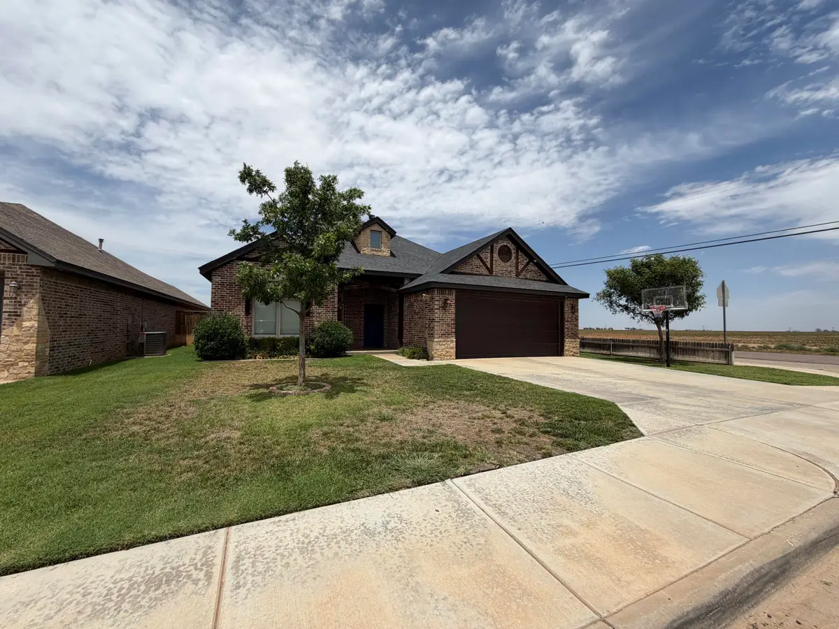 1131 17th Street, Shallowater, TX 79363 - #1