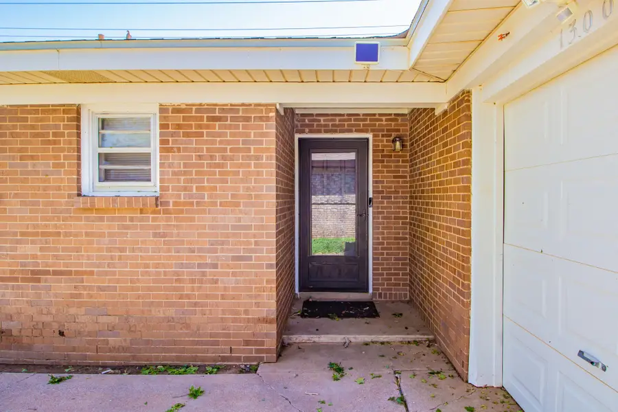 1300 Locust Lane, Littlefield, TX 79339 - #3