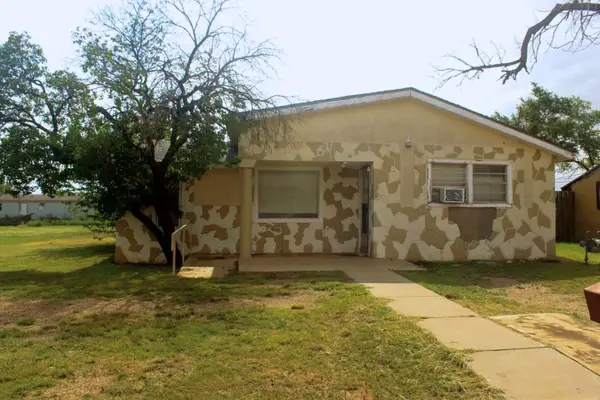 1340 S 7th Street, Slaton, TX 79364