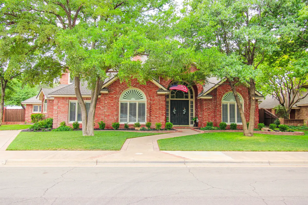 8708 Savannah Avenue, Lubbock, TX 79424 - #1